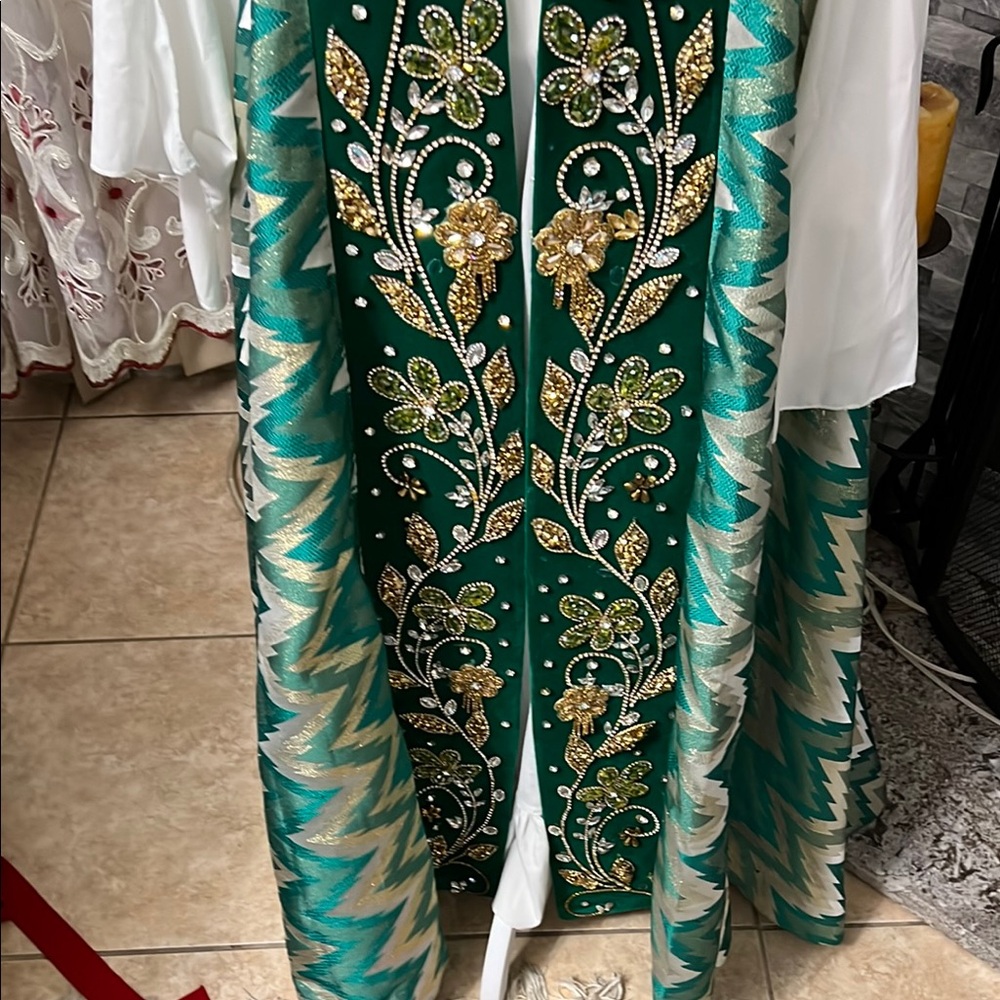 Turkish Embellished Green Vest with Gold beaded and rhinestones 3 pieces - Picture 4 of 14